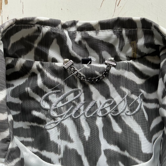 Guess Gray Zebra Print Trench Rain Coat Jacket Large - no belt - Picture 8 of 15